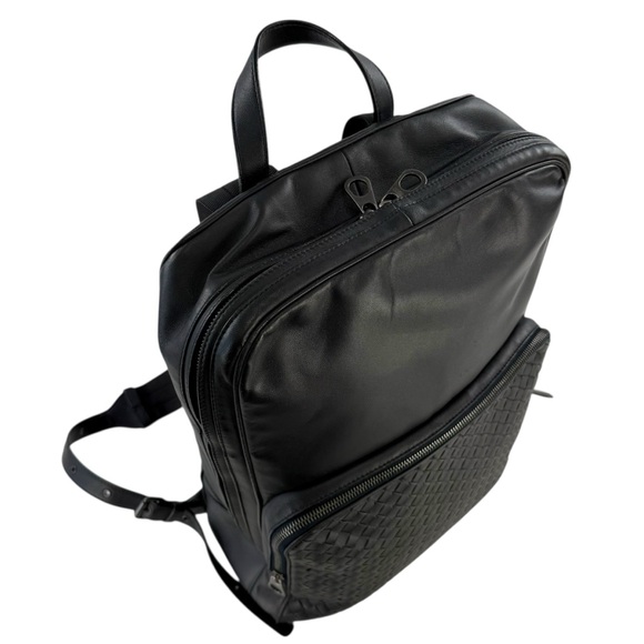 Bottega Veneta Intrecciato Leather Backpack - Picture 5 of 13